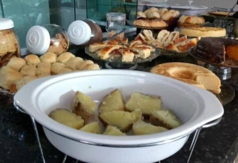 Отель Piramide Pituba   Rua Pernambuco