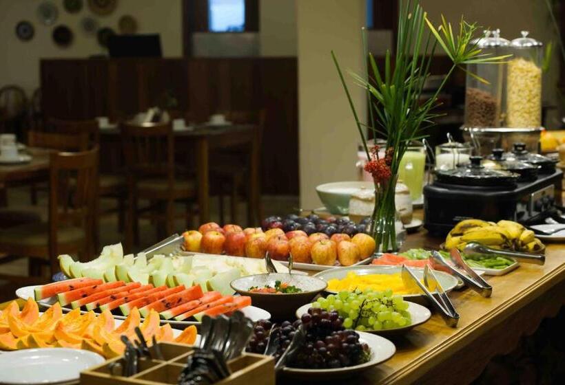 هتل Pontal De Ubu