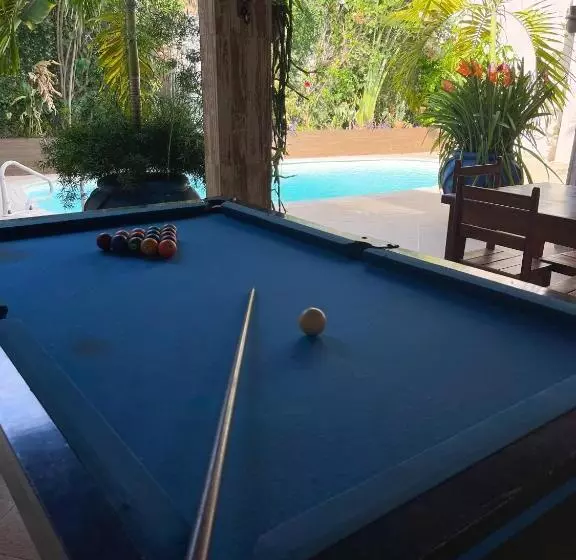 ホテル Pousada E Restaurante Manah