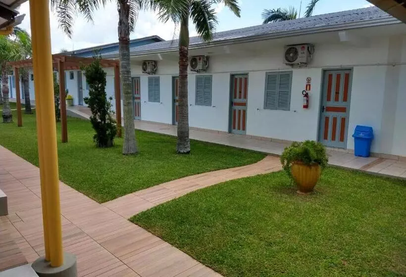 هتل Rondinha
