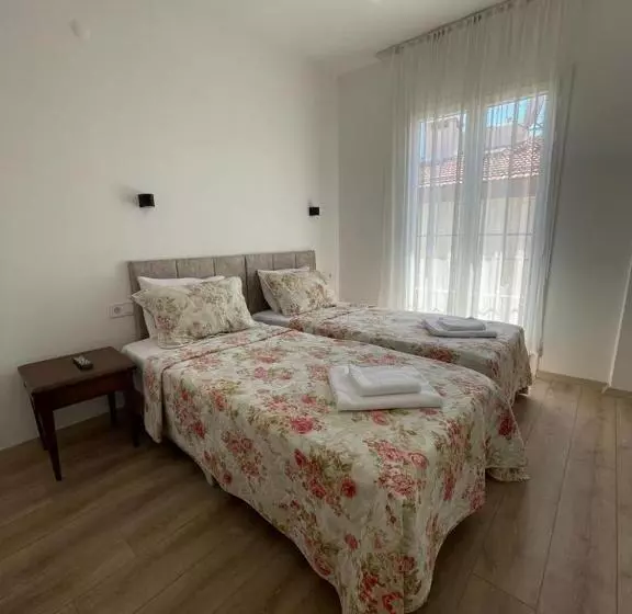 Bed and Breakfast Adil Otel