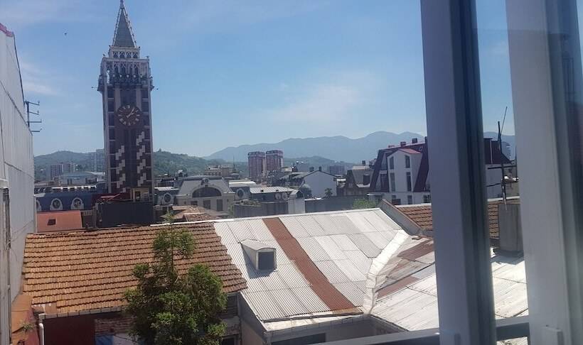 تختخواب و صبحانه Green Villa