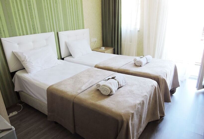 تختخواب و صبحانه Green Villa