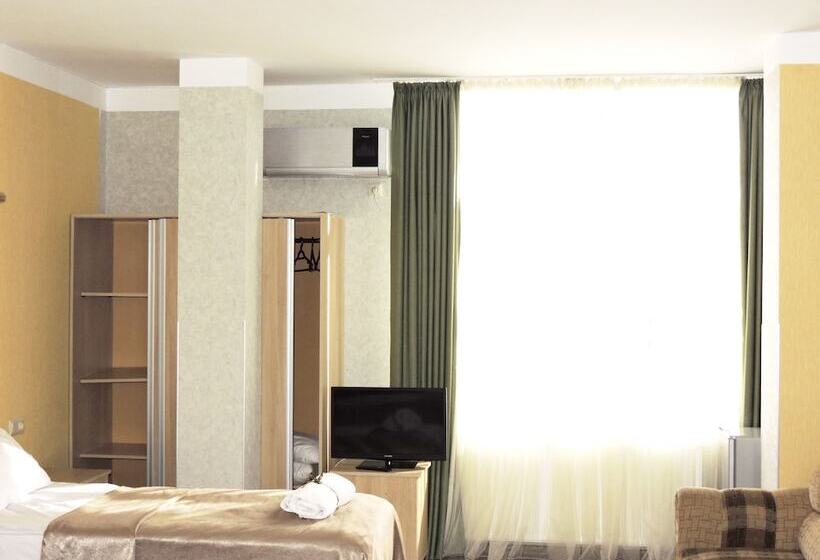 تختخواب و صبحانه Green Villa