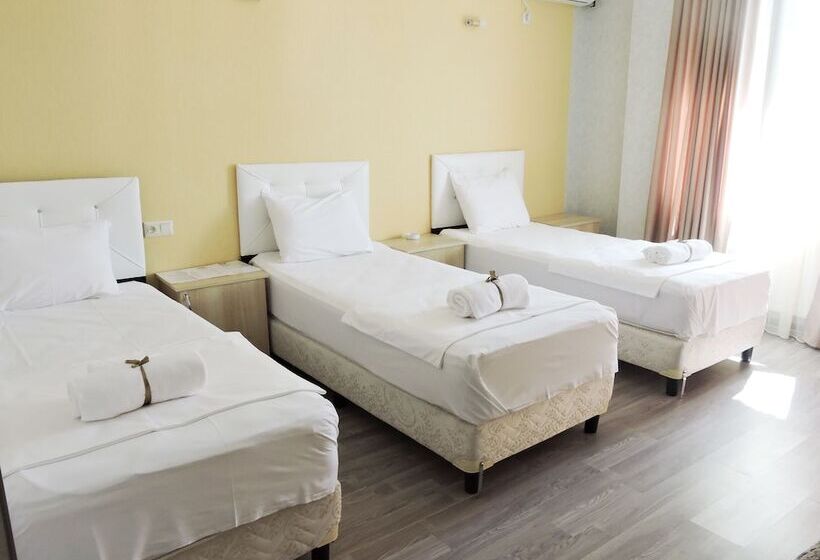 تختخواب و صبحانه Green Villa