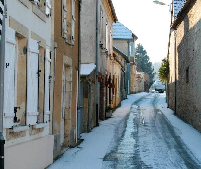 ベッドアンドブレックファースト La Grange En Champagne