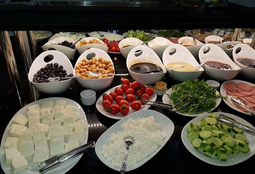 Отель Business Palas