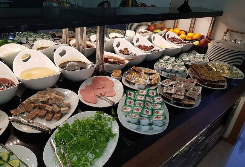 Отель Business Palas