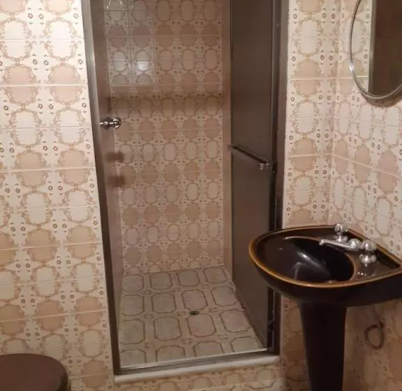 هتل Paraguai