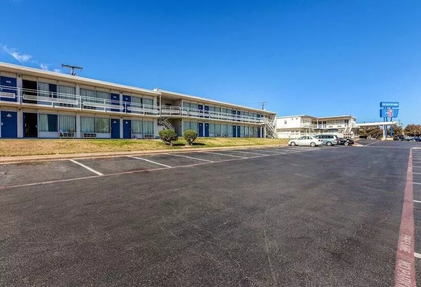 Motel 6 Fort Worth, Tx  Stockyards