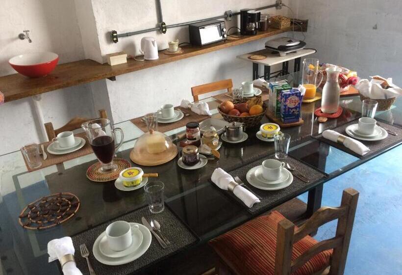 تختخواب و صبحانه Casa Igba