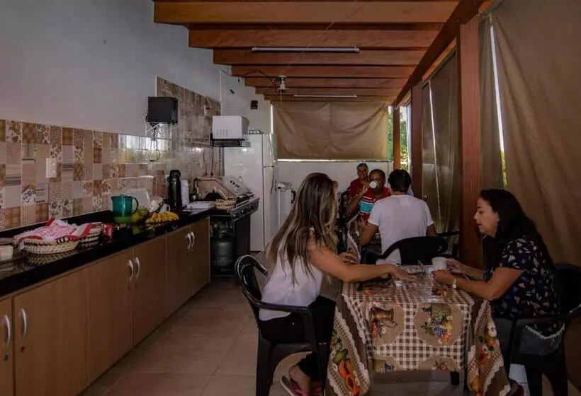 Aamiaismajoitus (B&B) Pousada Araxá