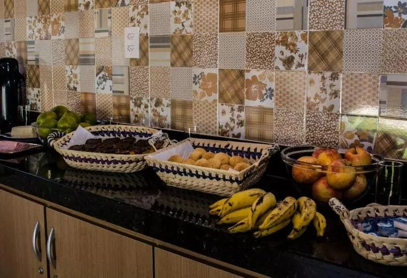 Aamiaismajoitus (B&B) Pousada Araxá