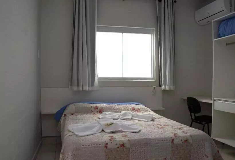Aamiaismajoitus (B&B) Pousada Araxá