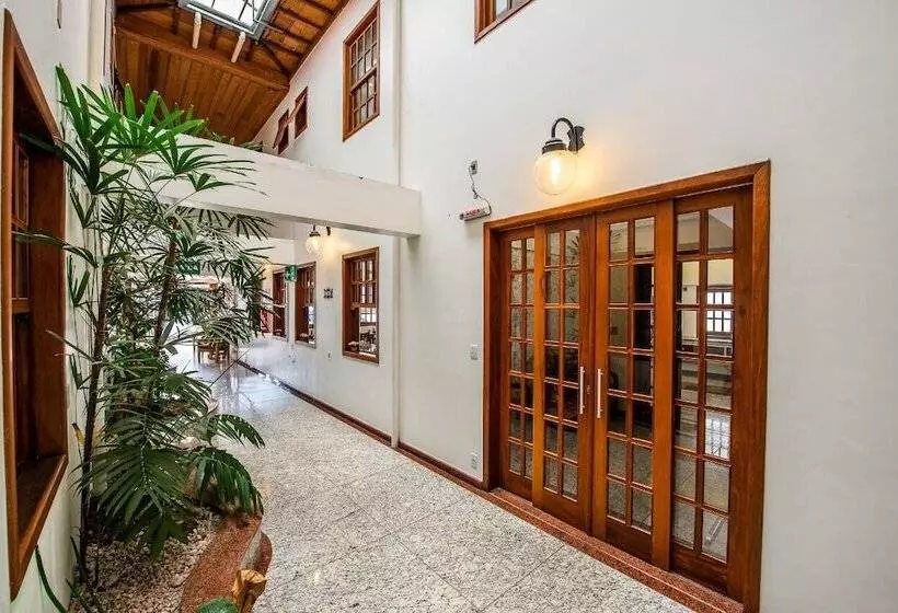 ホテル Jardim Do Vale