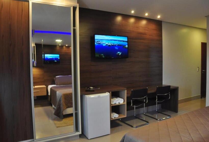 בית מלון כפרי Kamur Plaza