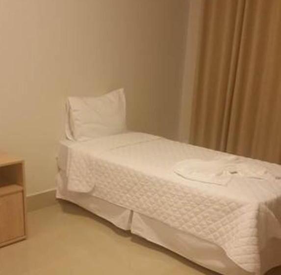 בית מלון כפרי Kamur Plaza