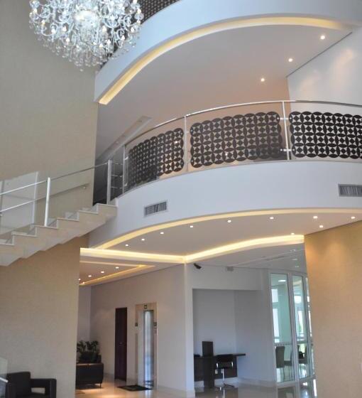 בית מלון כפרי Kamur Plaza