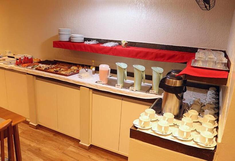 בית מלון כפרי Klinn