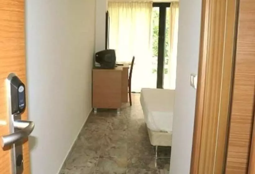 ホテル Kondu