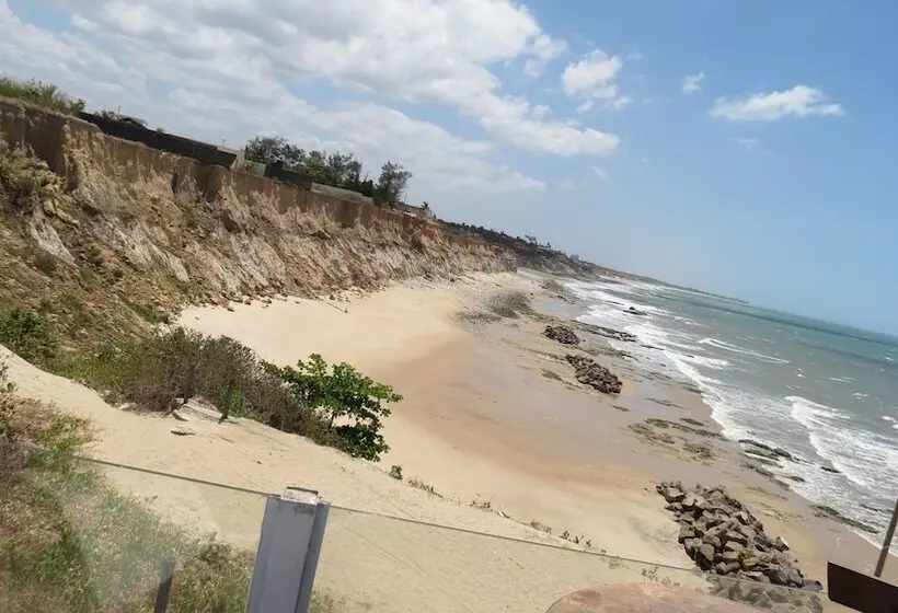 ホテル La Suite Praia
