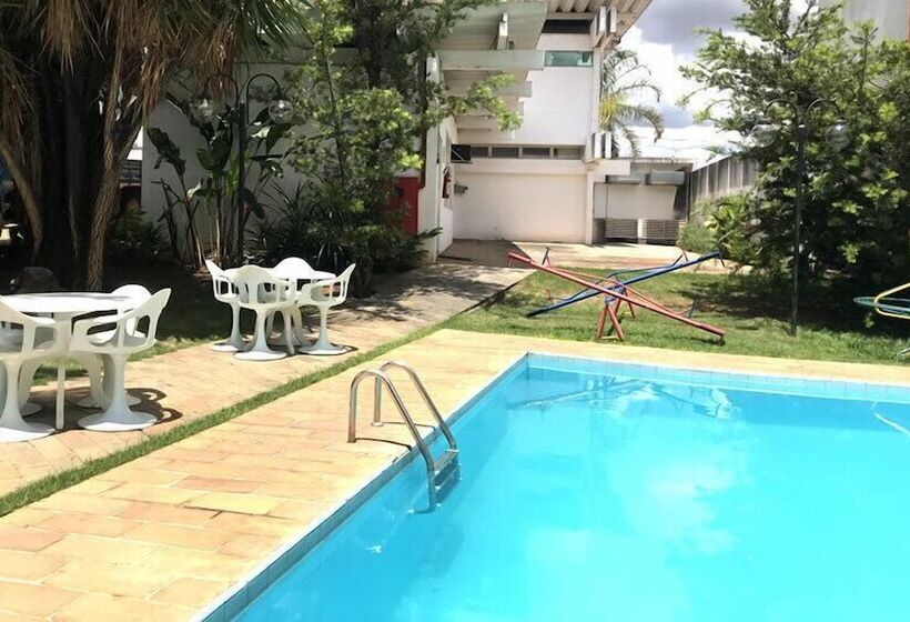 فندق Lago Palace