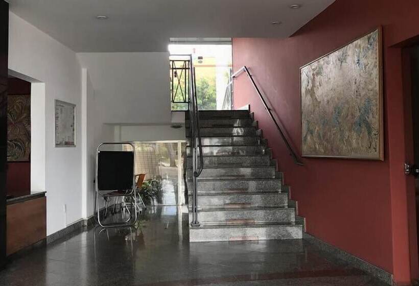 فندق Lago Palace