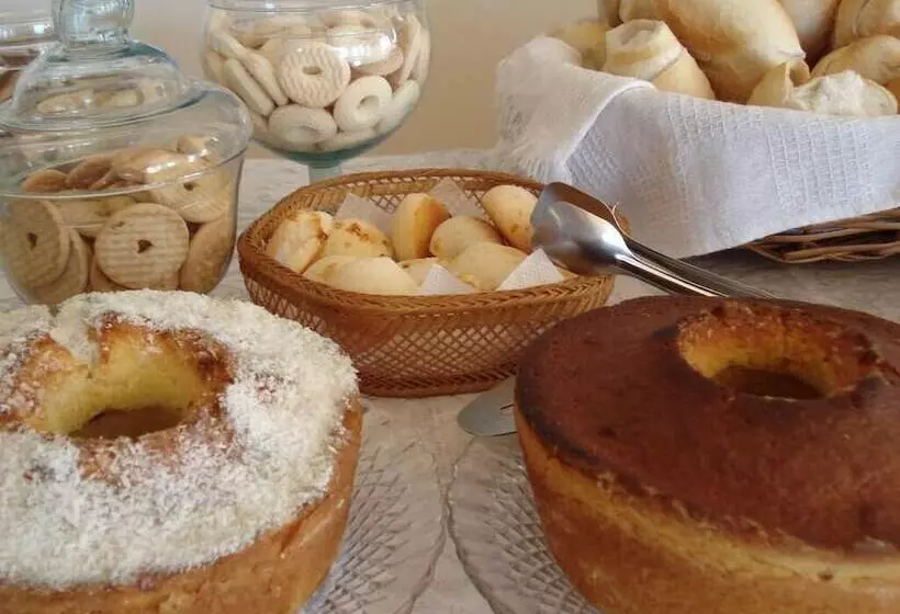 Hotelli Montanhas E Vida