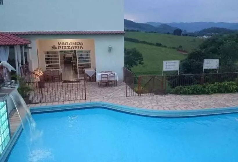 Hotelli Montanhas E Vida