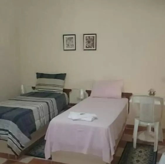 Hotelli Montanhas E Vida
