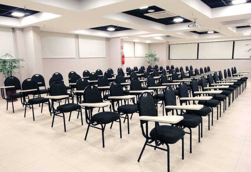 בית מלון כפרי Occitano Apart