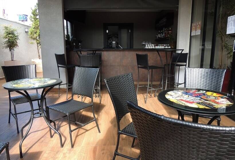 בית מלון כפרי Occitano Apart