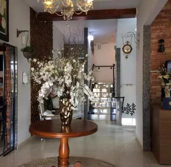 Hotelli Senador Distributed By Ameris