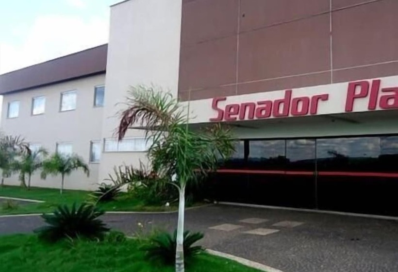 فندق Senador Plaza