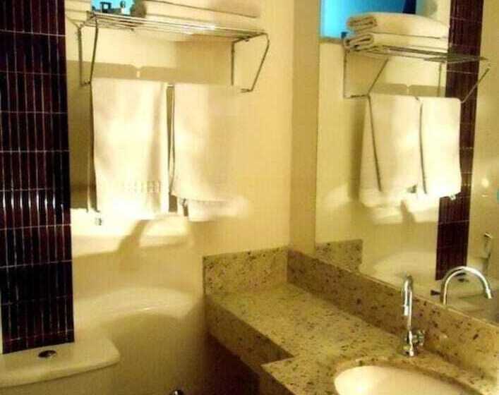 فندق Senador Plaza