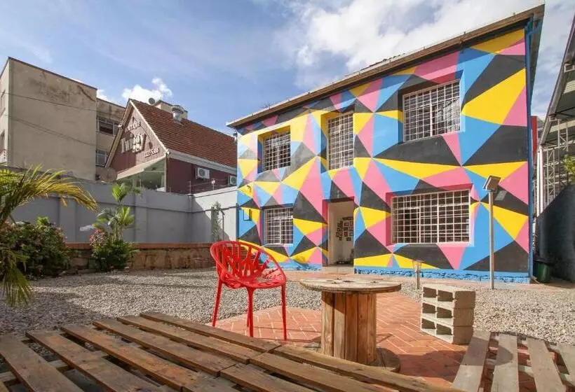 Social Hostel Café E Bar