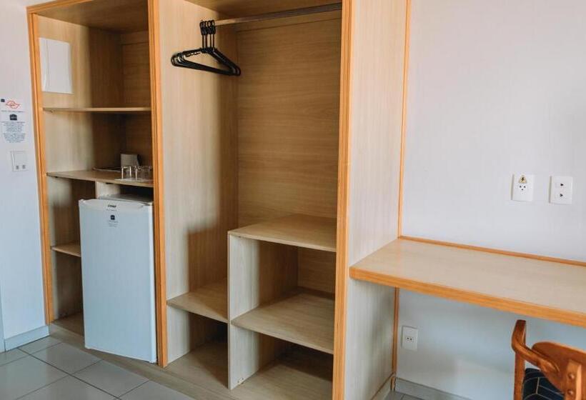 ホテル Itatiba Orion