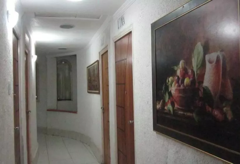 هتل Orla Guest House