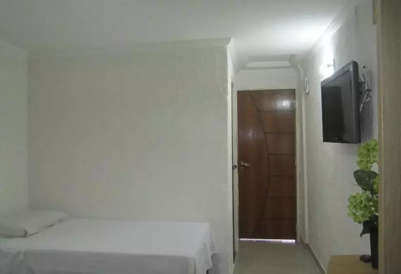 هتل Orla Guest House