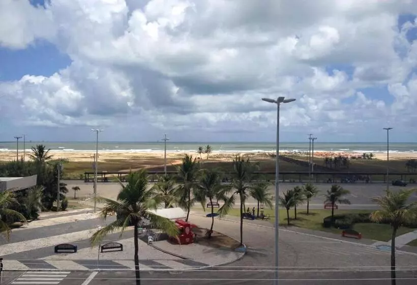ホテル Praia E Mar