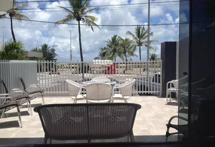 ホテル Praia E Mar