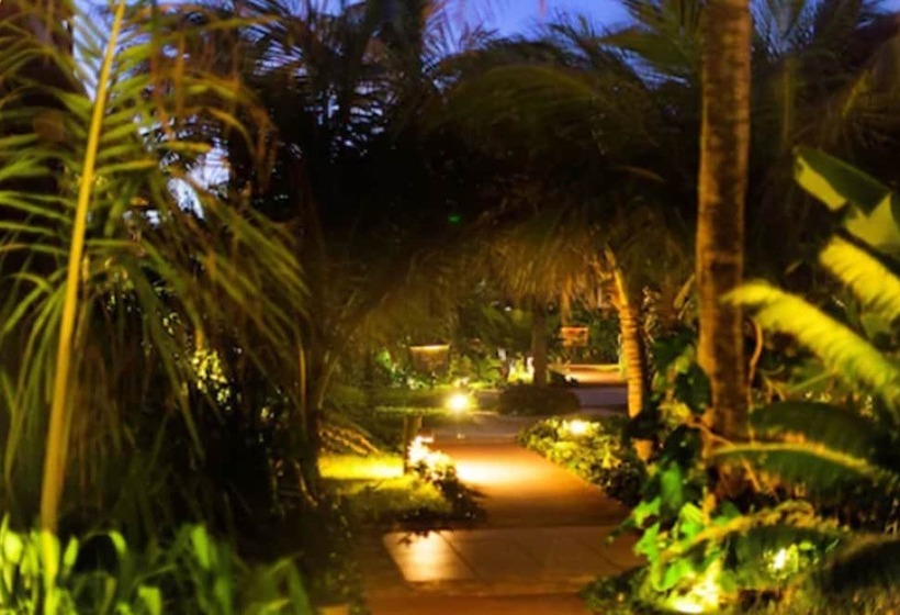 فندق Zorah Beach