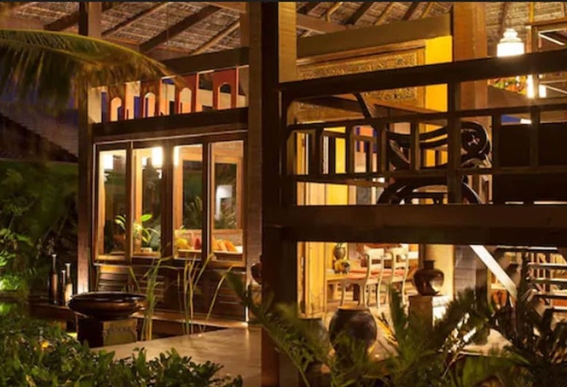 فندق Zorah Beach