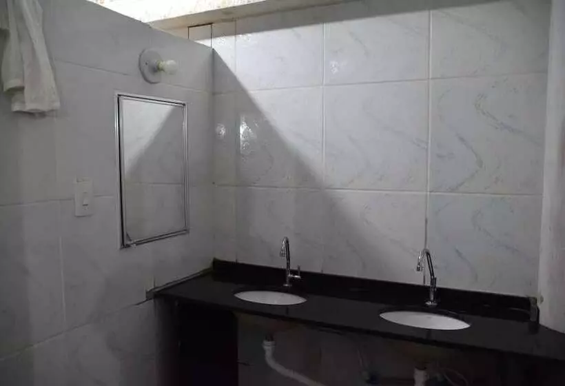 Flor Da Ilha Hostel