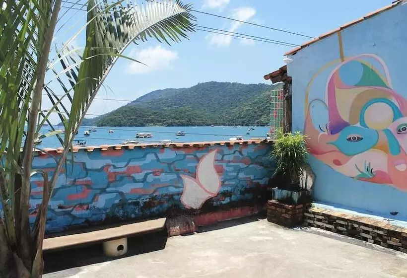 Flor Da Ilha Hostel