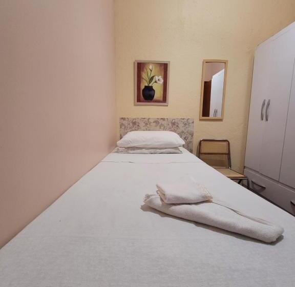 تختخواب و صبحانه Kzazendf Camaecafé Asasul