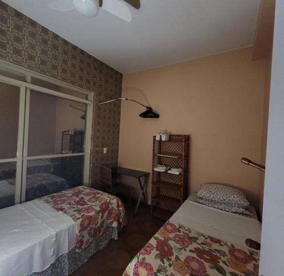 تختخواب و صبحانه Kzazendf Camaecafé Asasul