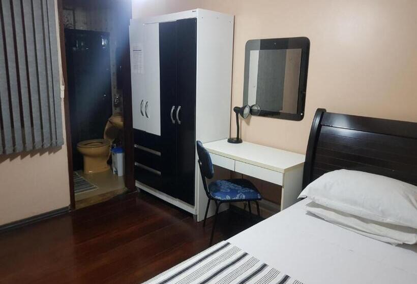 تختخواب و صبحانه Kzazendf Camaecafé Asasul