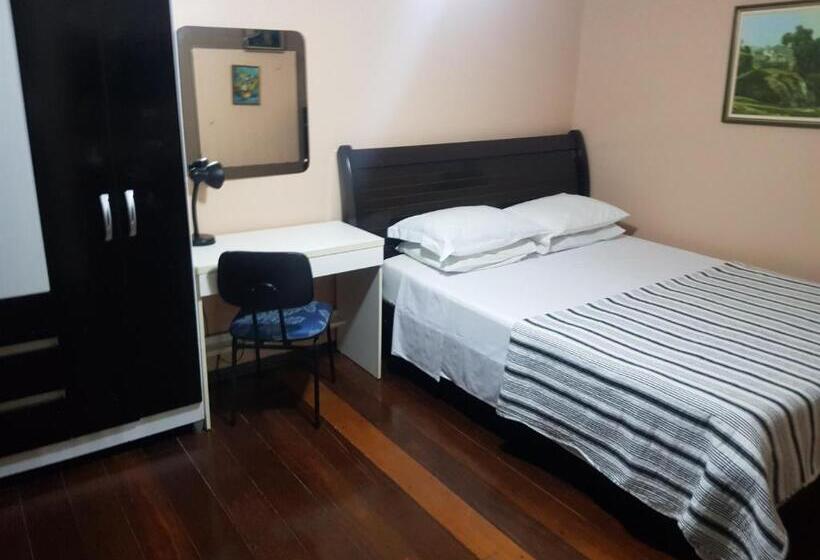 تختخواب و صبحانه Kzazendf Camaecafé Asasul