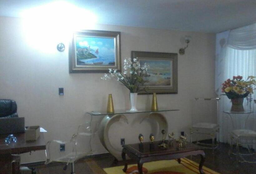 تختخواب و صبحانه Kzazendf Camaecafé Asasul